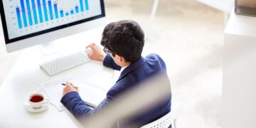 Сколько денег нужно для инвестиций в акции