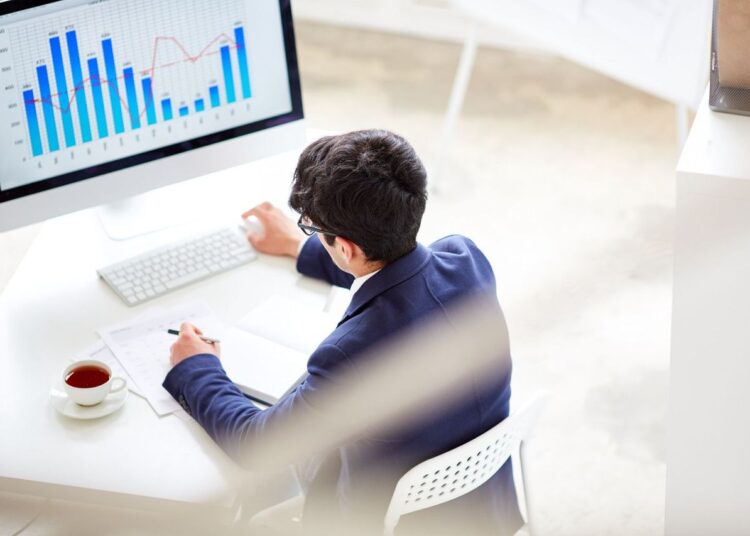 Сколько денег нужно для инвестиций в акции