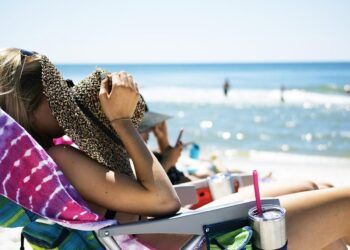 Отпуск дешевеет: куда поехать в сентябре, чтобы сэкономить до 30%