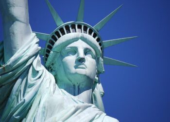 Подсчитано, сколько потеряли компании США после ухода из России