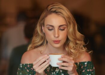 Кофе есть и будет: кризис на мировом рынке зерен не затронет Россию