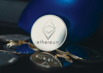 Более 80% топ-100 криптовалют показали рост: биткоин и Ethereum тоже в плюсе