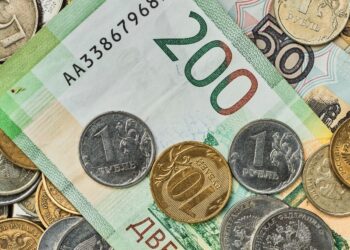 Деньги тают на глазах: у россиян осталось минимум свободных средств