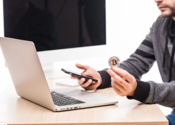 Биткоин-инвесторов предупредили о главной ошибке при вложениях