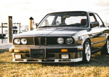 Россия рискует превратиться в «автомобильную Кубу»