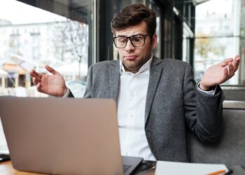 Экономист назвал основную причину отказа в кредите