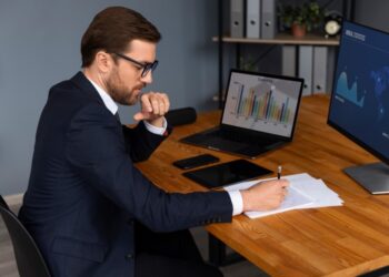 Эксперт объяснил, как вернуть НДФЛ через инвестиционный счет