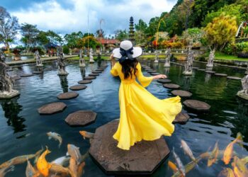 Отдых за границей дешевеет: какие страны снизили цены для россиян