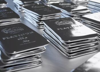 Стоимость платины достигла максимума с апреля 2013 года