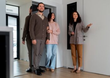 Названы главные риски при покупке квартиры в 2025 году