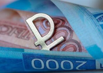 Бюджет России: дефицит в ближайшие два года превысит 3 трлн рублей