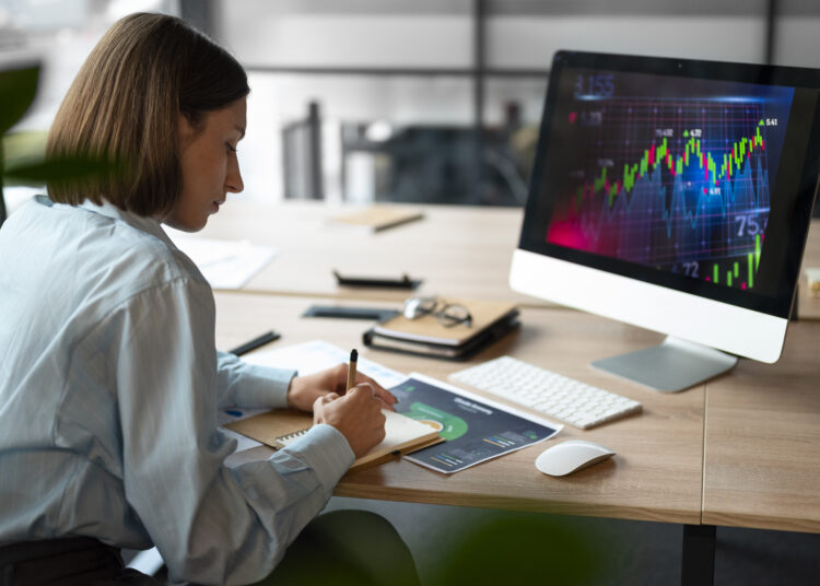 Россиянам объяснили причины снижения доходов по облигациям в 2026 году