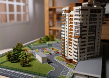 Средний платеж по ипотеке в России превысил 76 тыс. руб.