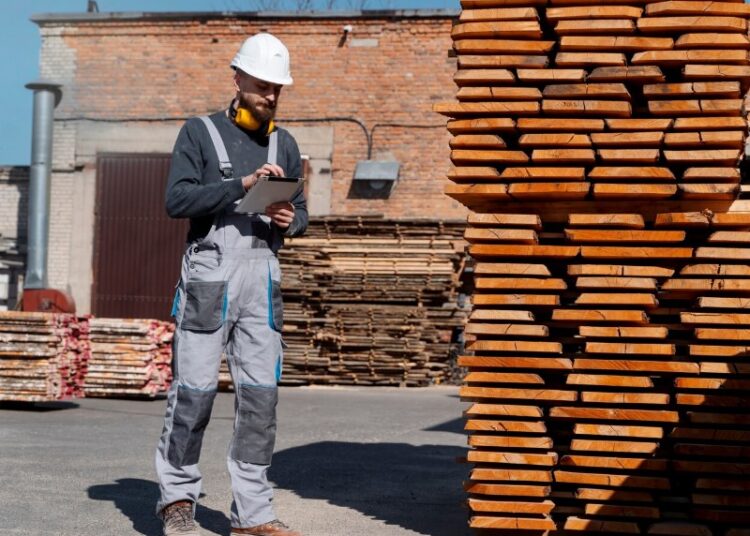 Цены на стройматериалы в России выросли почти на 10% за месяц