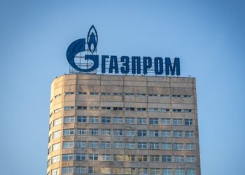 «Газпром» стал главным должником России