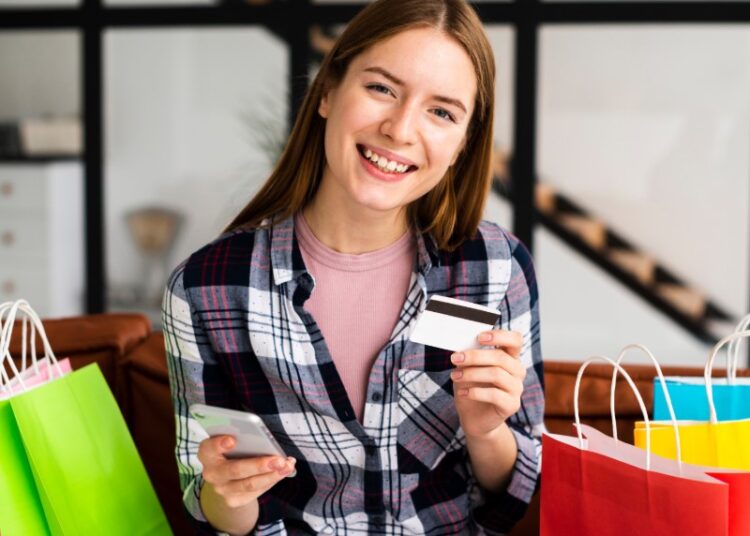 Сколько карт носят зумеры в кошельках