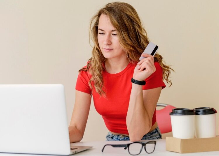 Россиянам рассказали о хитрых уловках банков, из-за которых можно не получить кешбэк