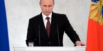 Путин с юмором высказался о запрете ЕС на российские унитазы