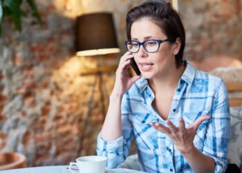 Россиянам напомнили о праве «быть без связи» после работы