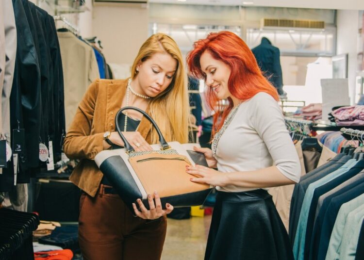 ВЦИОМ: уход западных компаний не повлиял на жизнь большинства россиян