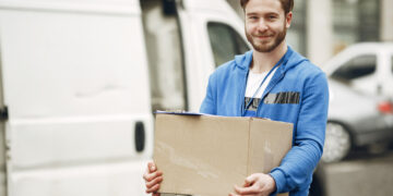 Быстрой доставки с маркетплейсов больше не будет: внедряют новую модель