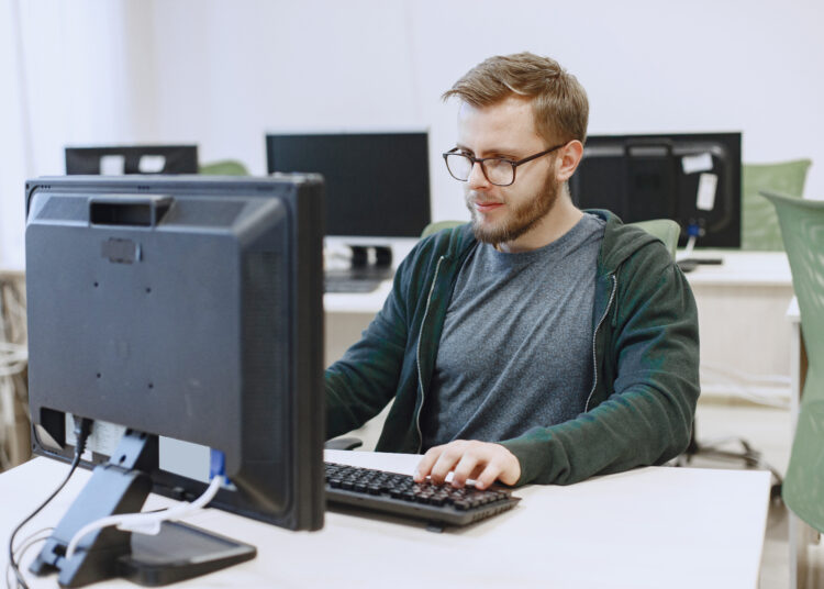 Стало известно, где будут платить больше 200 тысяч в месяц в 2026 году