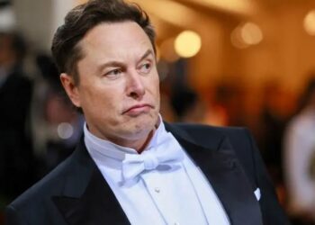 Уволенные Илоном Маском менеджеры добились компенсаций в суде