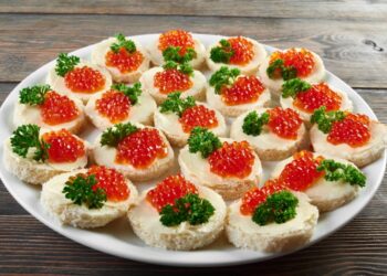 Красная икра к Новому году подорожает почти до 10 тыс. рублей за килограмм