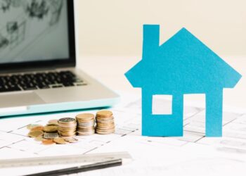 «Стало сложнее платить»: тысячи россиян просят поменять условия по ипотеке