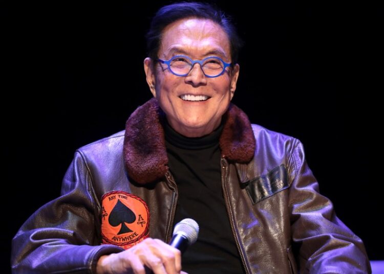 «Не мои проблемы»: автор бестселлера «Богатый папа, бедный папа» шокировал откровением о долге в $1,2 млрд