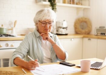 Стало известно, как заработать на пенсию в 45 тыс. рублей