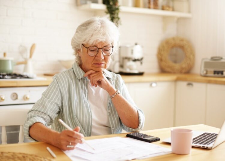 Стало известно, как заработать на пенсию в 45 тыс. рублей