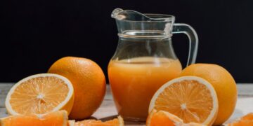 Стало известно, какой товар в октябре стал дороже всего, а какой — дешевле