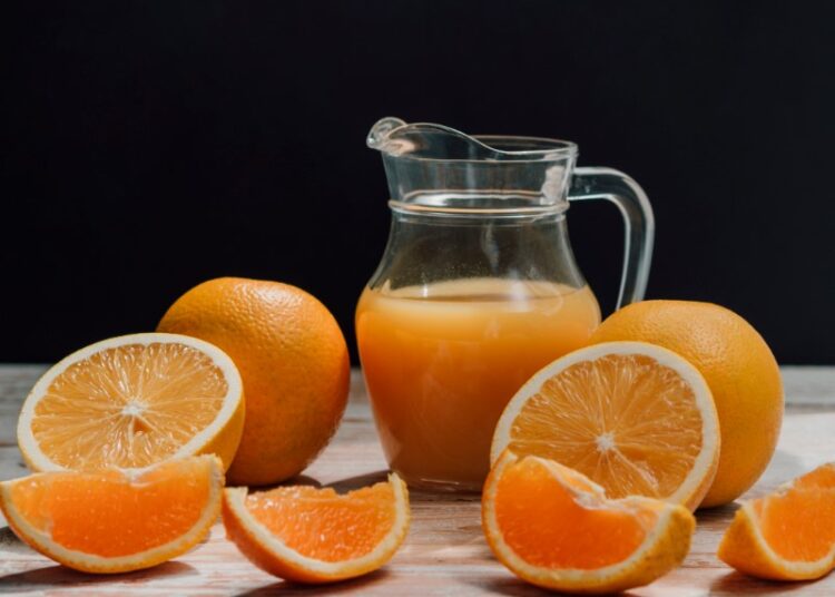 Стало известно, какой товар в октябре стал дороже всего, а какой — дешевле