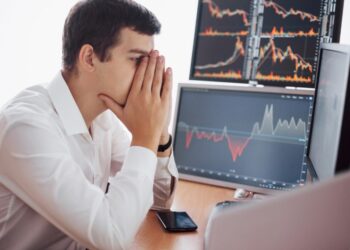 Фондовые рынки США потеряли $730 млрд на фоне падения биткоина