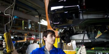 В «АвтоВАЗе» призвали не ждать повышения цен на такси из-за закона о локализации