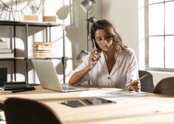 Названы самые высокооплачиваемые работы в Москве