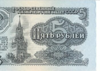 Эксперт рассказал, кому вернут деньги за советские вклады