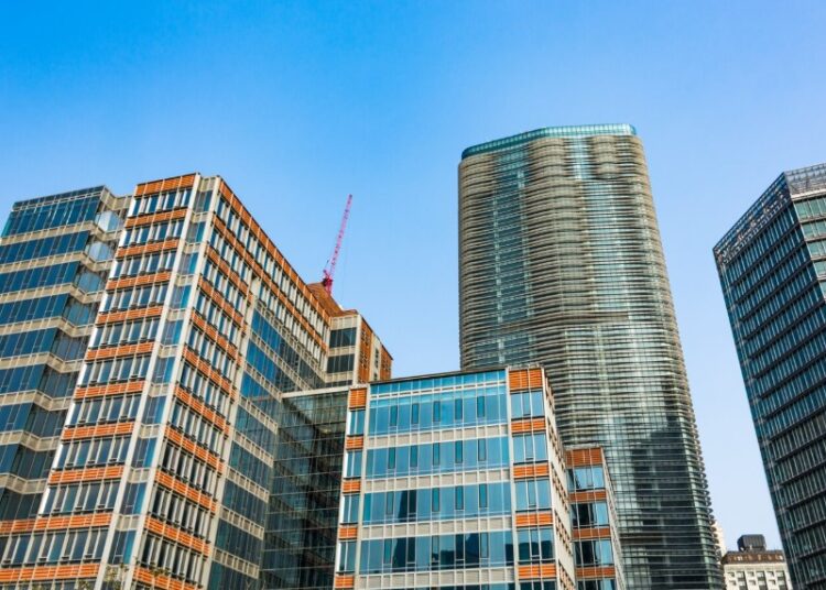 Россиян предупредили о росте спроса на «новостройки» из-за ситуации с Долиной